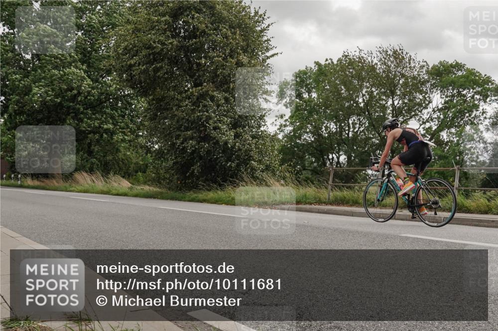 30.08.2026 - Elbe Triathlon Hamburg Michael Burmester http://msf.ph/oto/10111681 30.08.2026 15:20:44 Radfahren  meine-sportfotos.de