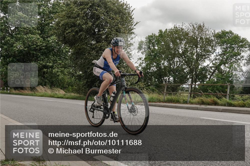 30.08.2026 - Elbe Triathlon Hamburg Michael Burmester http://msf.ph/oto/10111688 30.08.2026 15:21:48 Radfahren 153 meine-sportfotos.de