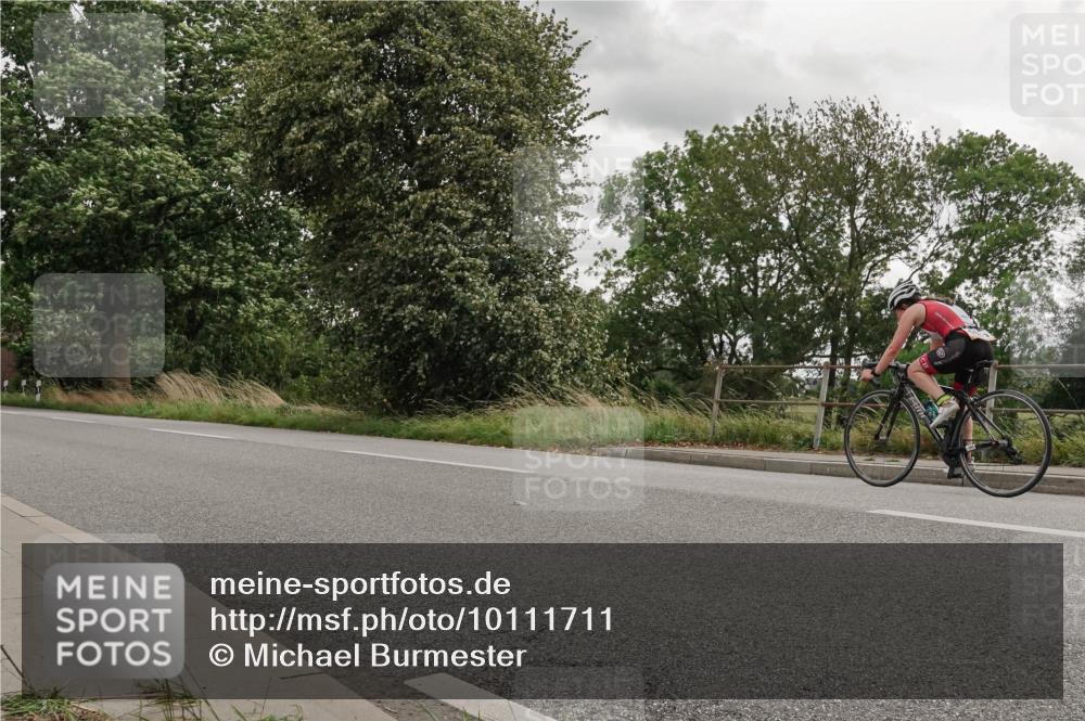30.08.2026 - Elbe Triathlon Hamburg Michael Burmester http://msf.ph/oto/10111711 30.08.2026 15:25:20 Radfahren  meine-sportfotos.de