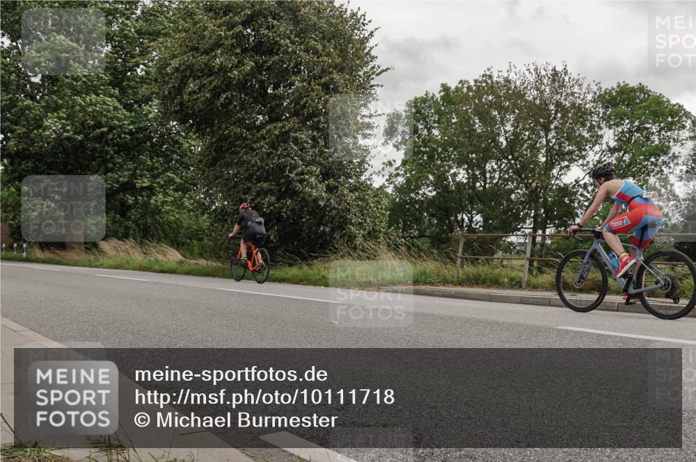 30.08.2026 - Elbe Triathlon Hamburg Michael Burmester http://msf.ph/oto/10111718 30.08.2026 15:25:55 Radfahren  meine-sportfotos.de