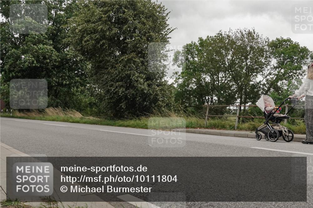 30.08.2026 - Elbe Triathlon Hamburg Michael Burmester http://msf.ph/oto/10111804 30.08.2026 15:33:59 Radfahren  meine-sportfotos.de