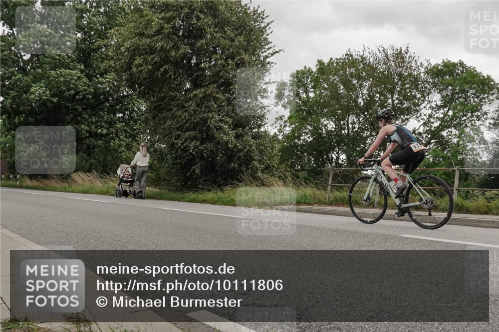 30.08.2026 - Elbe Triathlon Hamburg Michael Burmester http://msf.ph/oto/10111806 30.08.2026 15:34:09 Radfahren  meine-sportfotos.de