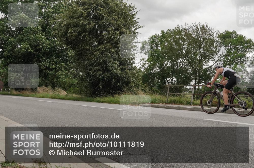 30.08.2026 - Elbe Triathlon Hamburg Michael Burmester http://msf.ph/oto/10111819 30.08.2026 15:35:14 Radfahren  meine-sportfotos.de