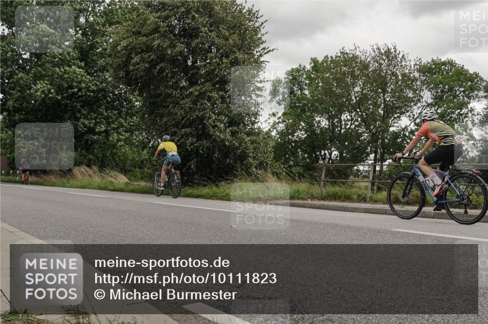 30.08.2026 - Elbe Triathlon Hamburg Michael Burmester http://msf.ph/oto/10111823 30.08.2026 15:35:27 Radfahren  meine-sportfotos.de