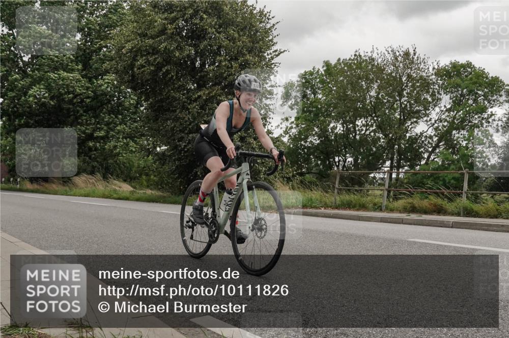30.08.2026 - Elbe Triathlon Hamburg Michael Burmester http://msf.ph/oto/10111826 30.08.2026 15:35:36 Radfahren  meine-sportfotos.de