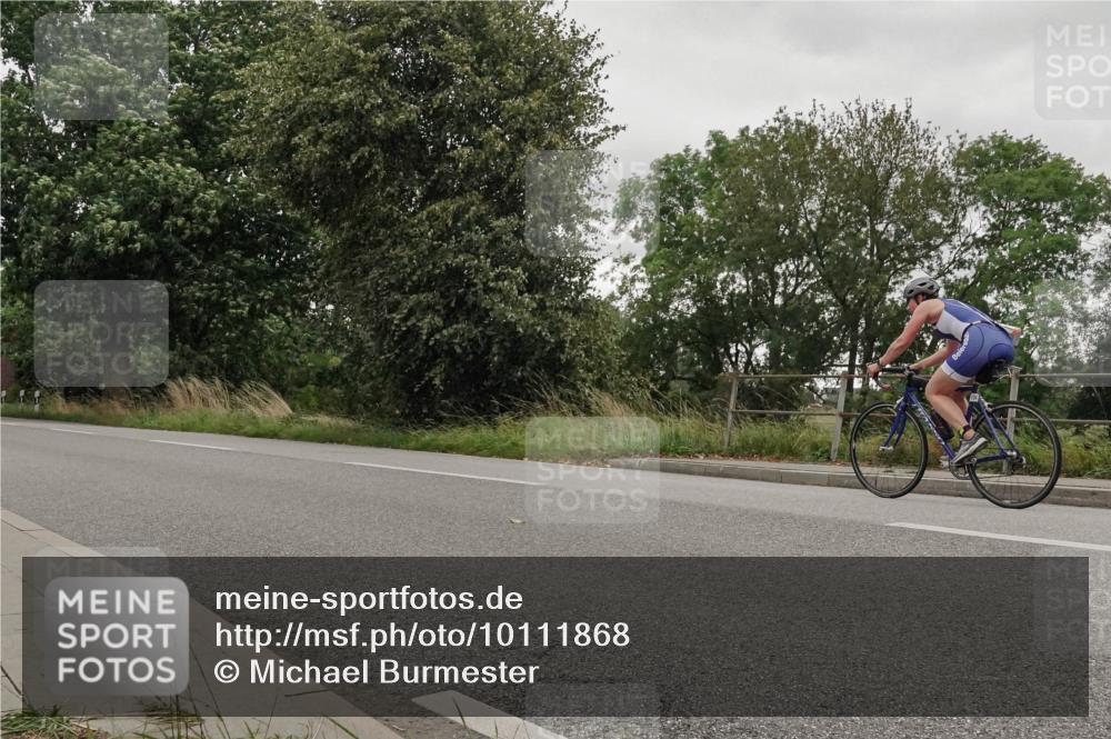 30.08.2026 - Elbe Triathlon Hamburg Michael Burmester http://msf.ph/oto/10111868 30.08.2026 15:40:18 Radfahren  meine-sportfotos.de