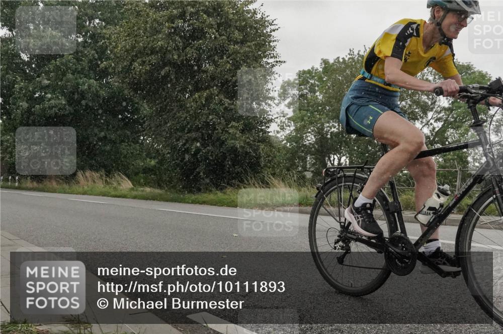 30.08.2026 - Elbe Triathlon Hamburg Michael Burmester http://msf.ph/oto/10111893 30.08.2026 15:44:17 Radfahren  meine-sportfotos.de