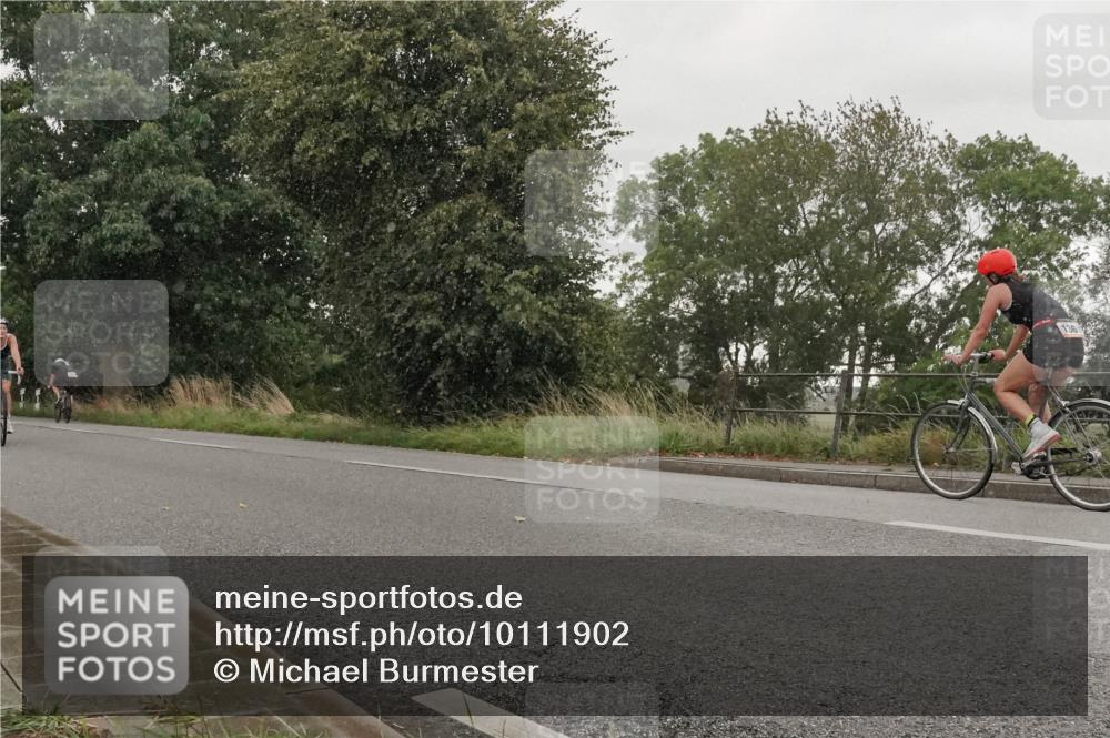 30.08.2026 - Elbe Triathlon Hamburg Michael Burmester http://msf.ph/oto/10111902 30.08.2026 15:45:19 Radfahren  meine-sportfotos.de