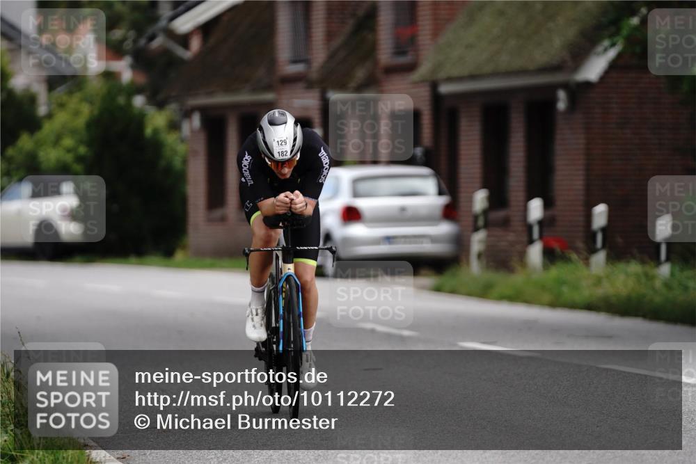 30.08.2026 - Elbe Triathlon Hamburg Michael Burmester http://msf.ph/oto/10112272 30.08.2026 14:43:52 Radfahren  meine-sportfotos.de