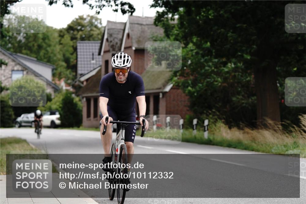 30.08.2026 - Elbe Triathlon Hamburg Michael Burmester http://msf.ph/oto/10112332 30.08.2026 14:48:48 Radfahren 140, 154 meine-sportfotos.de