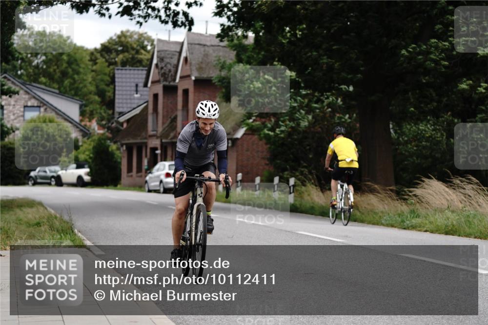30.08.2026 - Elbe Triathlon Hamburg Michael Burmester http://msf.ph/oto/10112411 30.08.2026 14:53:05 Radfahren 142, 142 meine-sportfotos.de
