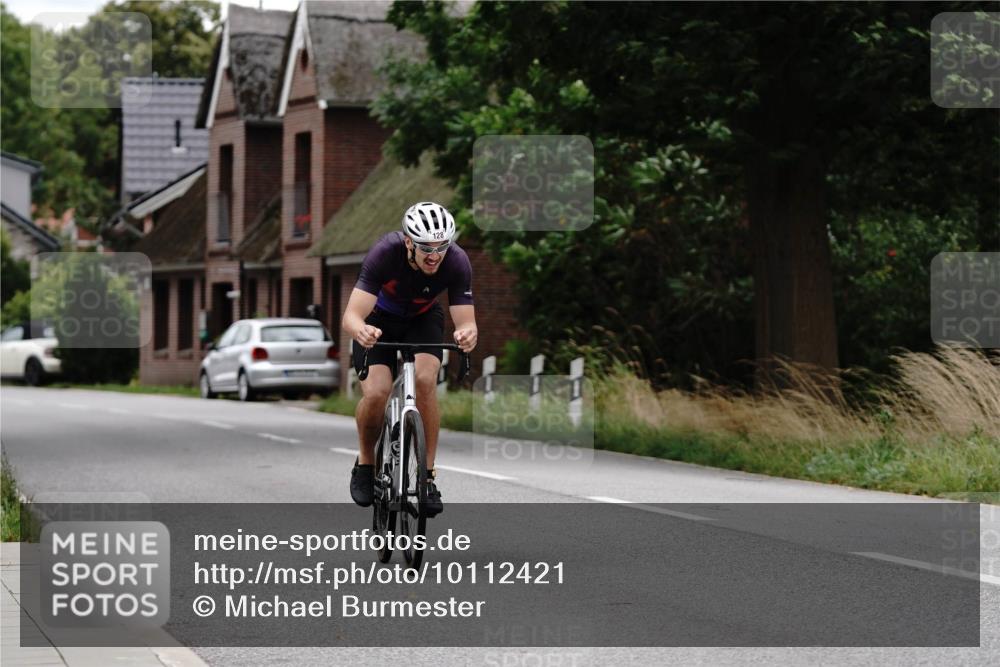 30.08.2026 - Elbe Triathlon Hamburg Michael Burmester http://msf.ph/oto/10112421 30.08.2026 14:53:51 Radfahren 128 meine-sportfotos.de