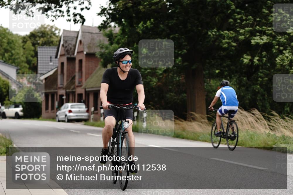 30.08.2026 - Elbe Triathlon Hamburg Michael Burmester http://msf.ph/oto/10112538 30.08.2026 15:00:03 Radfahren 138 meine-sportfotos.de