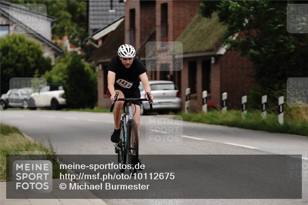 30.08.2026 - Elbe Triathlon Hamburg Michael Burmester http://msf.ph/oto/10112675 30.08.2026 15:17:51 Radfahren 143, 2 meine-sportfotos.de