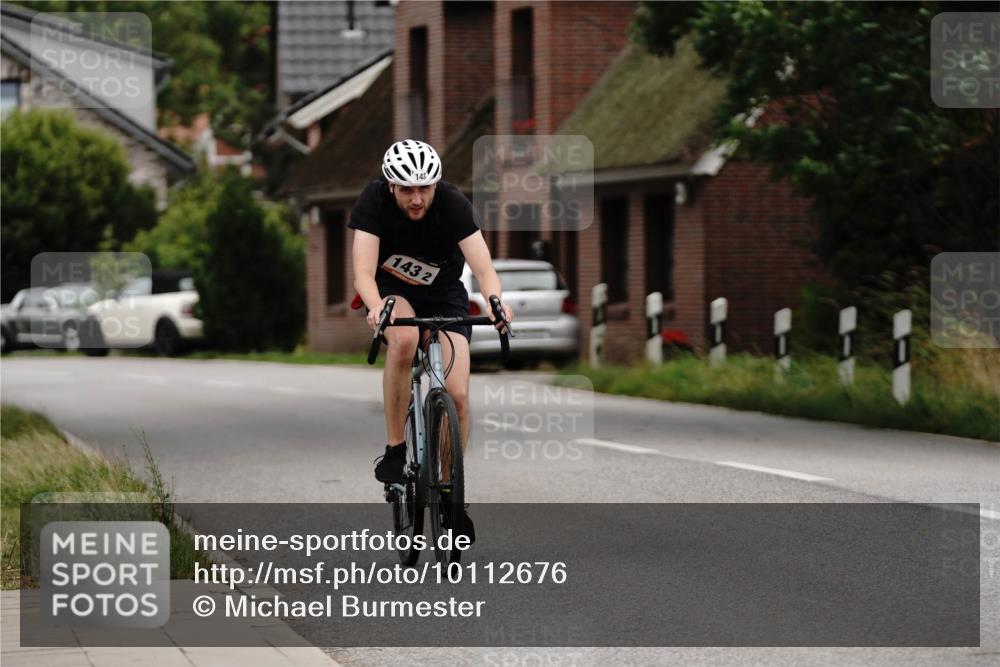 30.08.2026 - Elbe Triathlon Hamburg Michael Burmester http://msf.ph/oto/10112676 30.08.2026 15:17:52 Radfahren 143, 2 meine-sportfotos.de