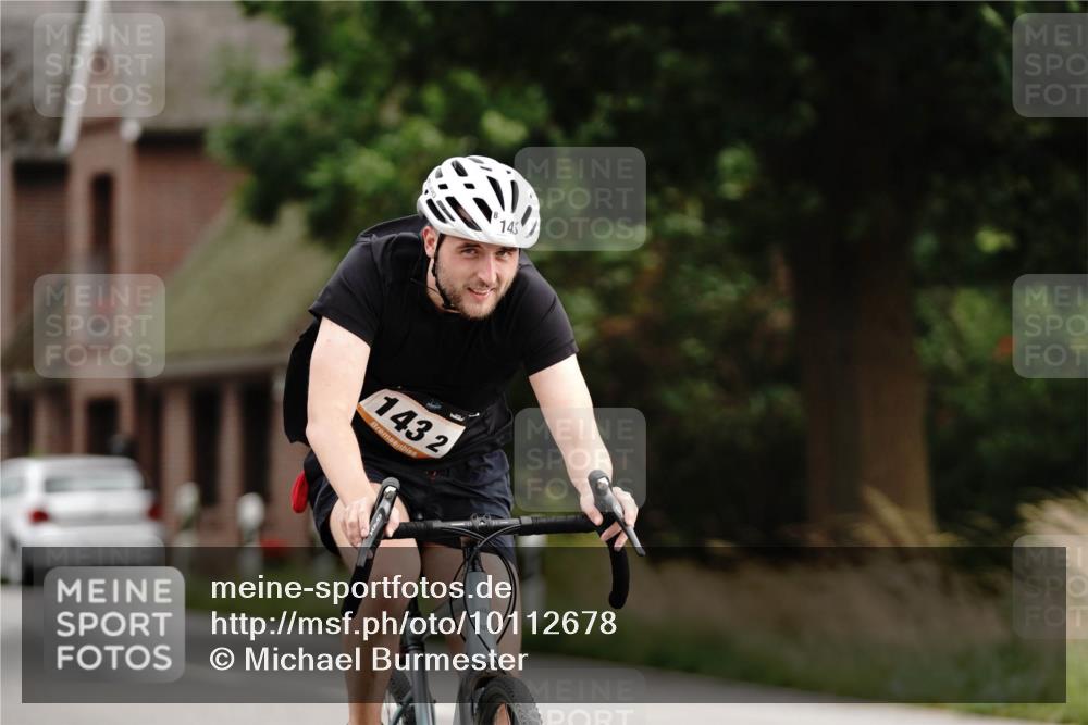 30.08.2026 - Elbe Triathlon Hamburg Michael Burmester http://msf.ph/oto/10112678 30.08.2026 15:17:53 Radfahren 143, 1432 meine-sportfotos.de