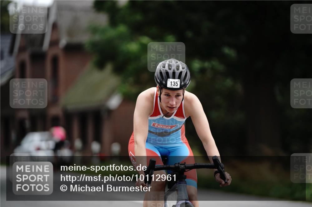 30.08.2026 - Elbe Triathlon Hamburg Michael Burmester http://msf.ph/oto/10112961 30.08.2026 15:37:04 Radfahren 135 meine-sportfotos.de