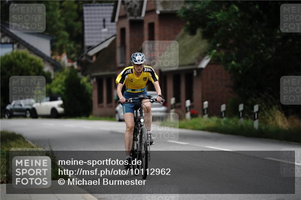 30.08.2026 - Elbe Triathlon Hamburg Michael Burmester http://msf.ph/oto/10112962 30.08.2026 15:37:19 Radfahren 155 meine-sportfotos.de