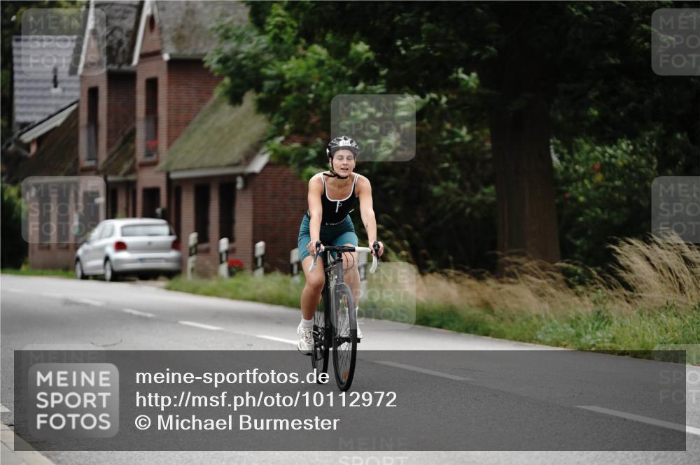 30.08.2026 - Elbe Triathlon Hamburg Michael Burmester http://msf.ph/oto/10112972 30.08.2026 15:38:32 Radfahren  meine-sportfotos.de