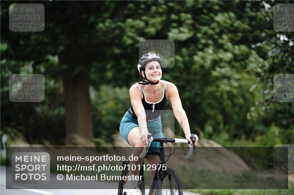 30.08.2026 - Elbe Triathlon Hamburg Michael Burmester http://msf.ph/oto/10112975 30.08.2026 15:38:33 Radfahren  meine-sportfotos.de