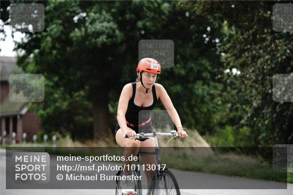 30.08.2026 - Elbe Triathlon Hamburg Michael Burmester http://msf.ph/oto/10113017 30.08.2026 15:41:21 Radfahren 136 meine-sportfotos.de