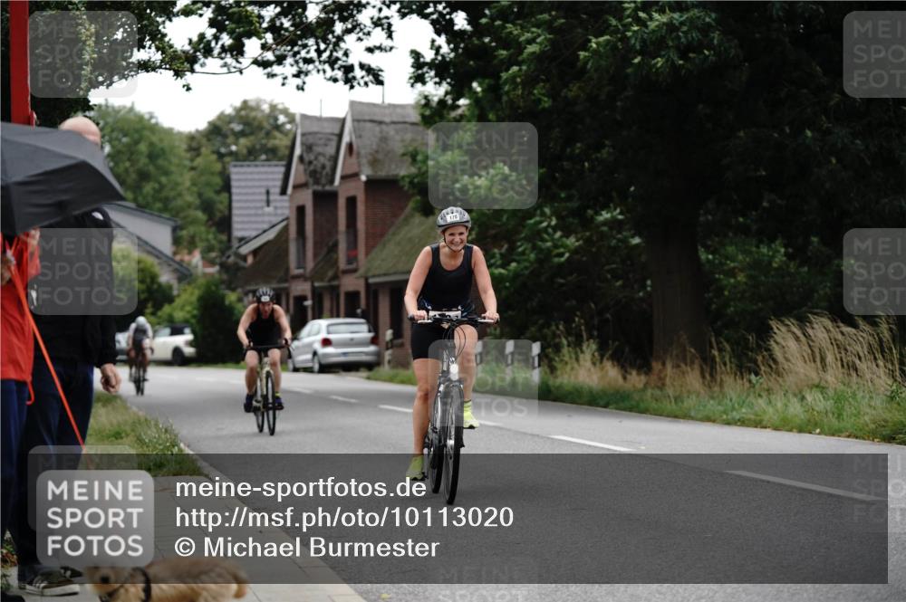 30.08.2026 - Elbe Triathlon Hamburg Michael Burmester http://msf.ph/oto/10113020 30.08.2026 15:41:31 Radfahren 170 meine-sportfotos.de