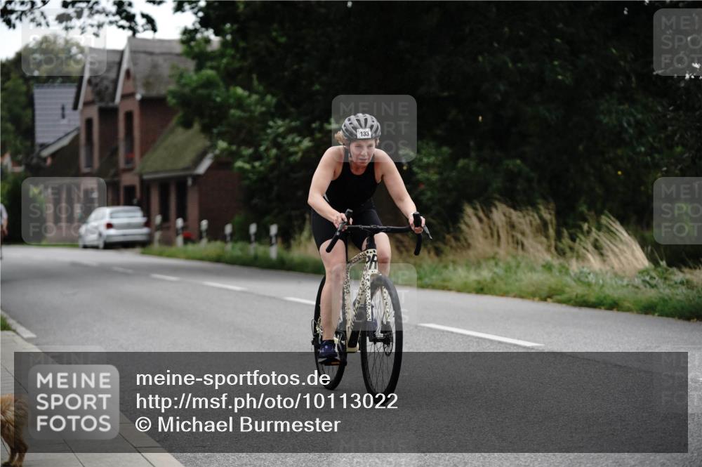 30.08.2026 - Elbe Triathlon Hamburg Michael Burmester http://msf.ph/oto/10113022 30.08.2026 15:41:33 Radfahren 133 meine-sportfotos.de