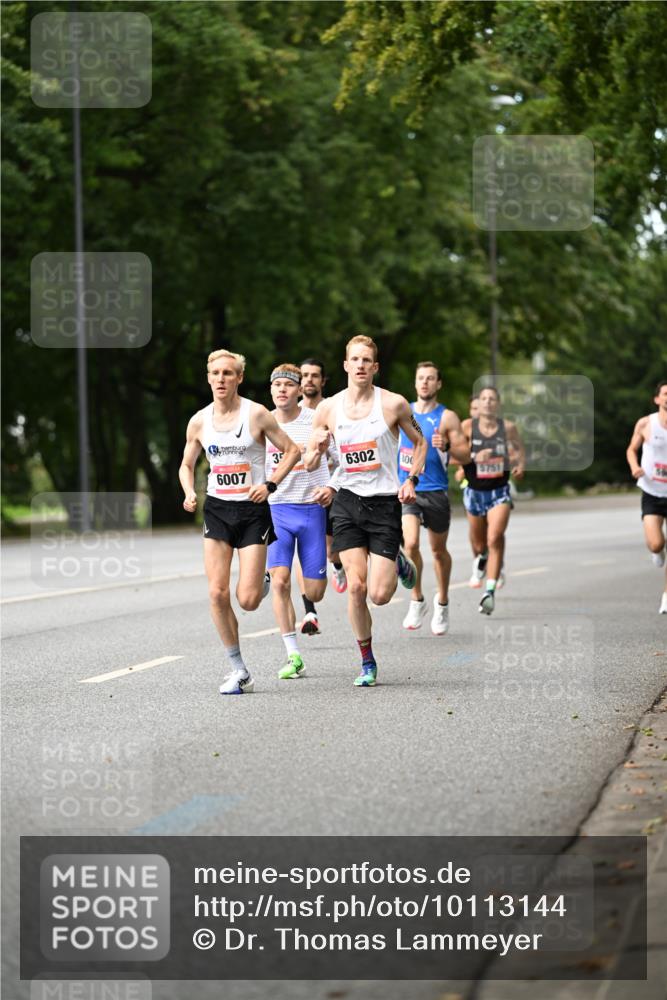 06.09.2026 - CURREX Alsterlauf Dr. Thomas Lammeyer http://msf.ph/oto/10113144 06.09.2026 09:04:20 Laufen 6007, 35, 6302, 100, 5751 meine-sportfotos.de