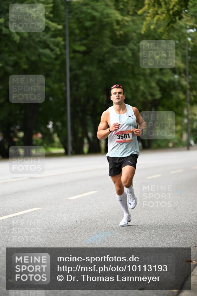 06.09.2026 - CURREX Alsterlauf Dr. Thomas Lammeyer http://msf.ph/oto/10113193 06.09.2026 09:04:29 Laufen 3581 meine-sportfotos.de