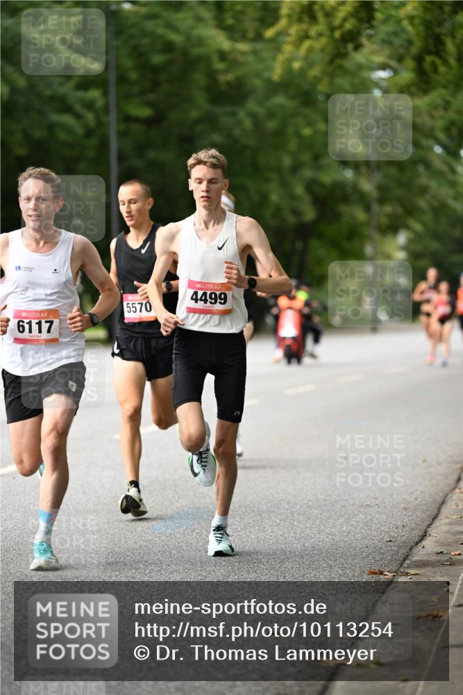 06.09.2026 - CURREX Alsterlauf Dr. Thomas Lammeyer http://msf.ph/oto/10113254 06.09.2026 09:04:38 Laufen 6117, 5570, 4499 meine-sportfotos.de