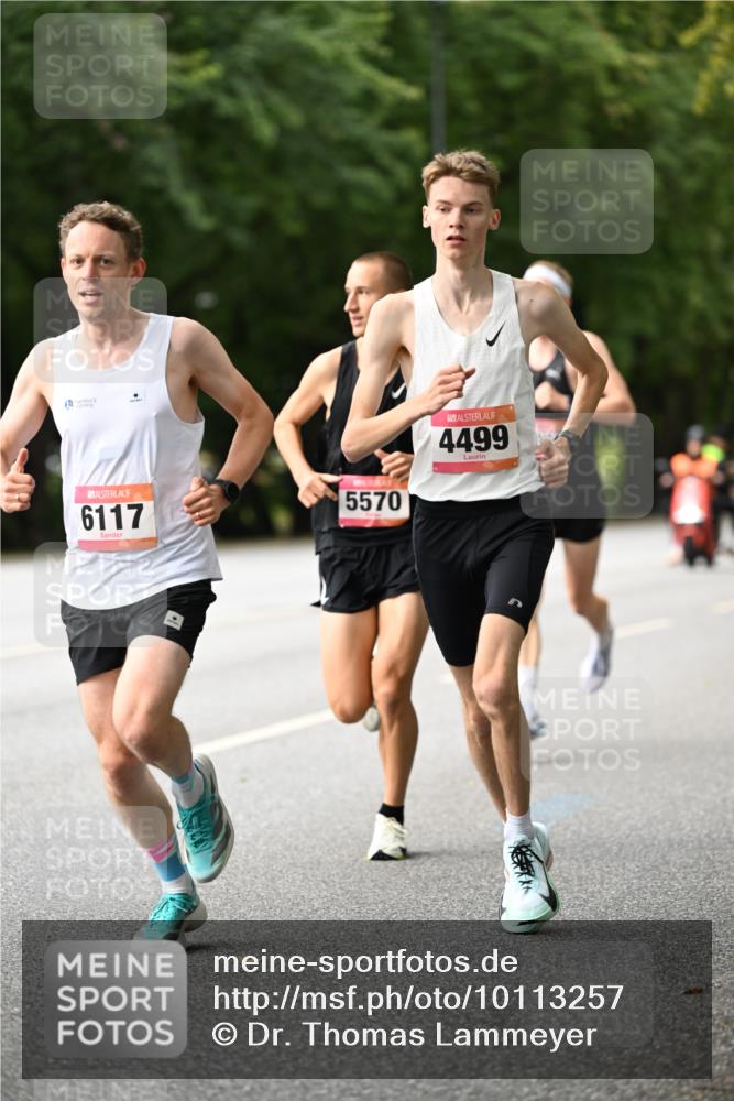 06.09.2026 - CURREX Alsterlauf Dr. Thomas Lammeyer http://msf.ph/oto/10113257 06.09.2026 09:04:39 Laufen 3, 6117, 5570, 4499 meine-sportfotos.de
