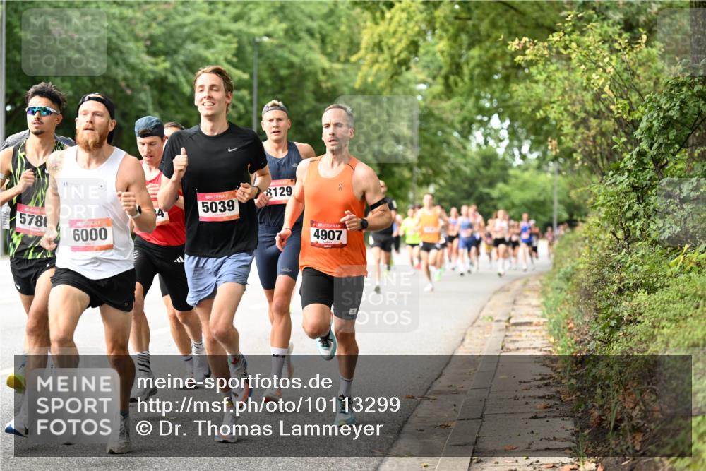 06.09.2026 - CURREX Alsterlauf Dr. Thomas Lammeyer http://msf.ph/oto/10113299 06.09.2026 09:04:47 Laufen 8129, 578, 6000, 5039, 4907 meine-sportfotos.de