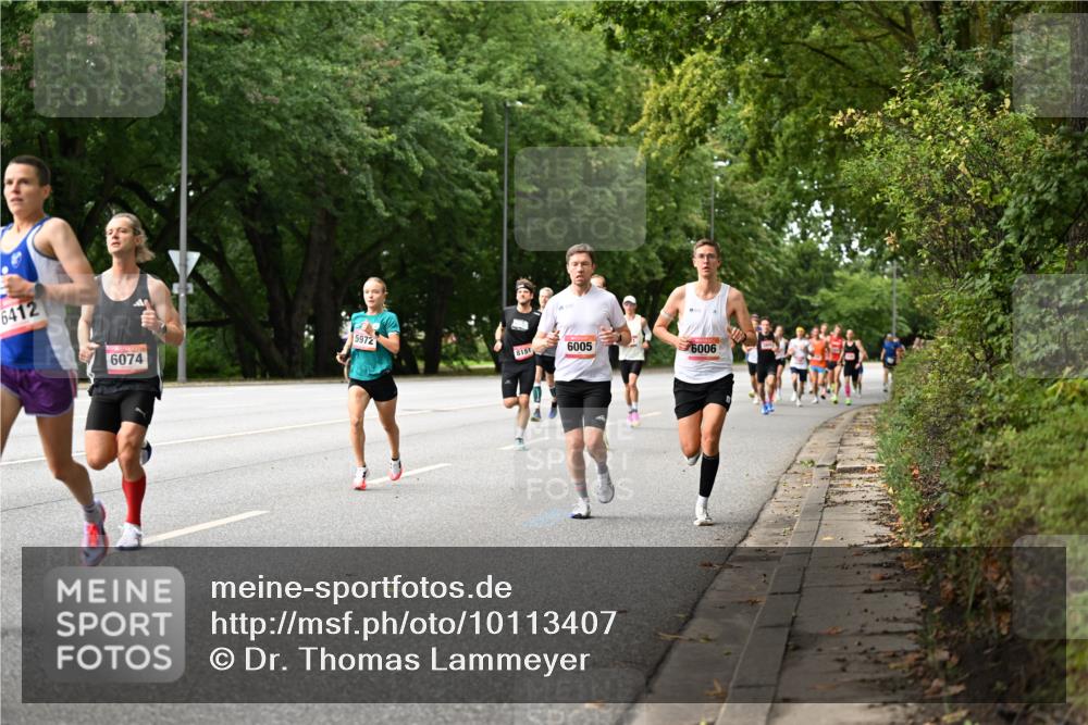 06.09.2026 - CURREX Alsterlauf Dr. Thomas Lammeyer http://msf.ph/oto/10113407 06.09.2026 09:05:03 Laufen 6412, 5972, 6005, 8151, 6006, 6074 meine-sportfotos.de