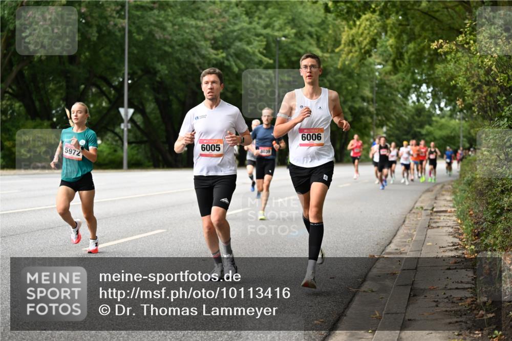 06.09.2026 - CURREX Alsterlauf Dr. Thomas Lammeyer http://msf.ph/oto/10113416 06.09.2026 09:05:05 Laufen 5972, 6005, 8039, 6006 meine-sportfotos.de