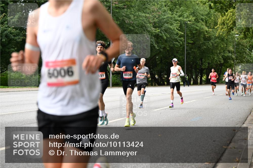 06.09.2026 - CURREX Alsterlauf Dr. Thomas Lammeyer http://msf.ph/oto/10113424 06.09.2026 09:05:06 Laufen 6006, 151, 8039, 5619, 202, 3809, 4160 meine-sportfotos.de
