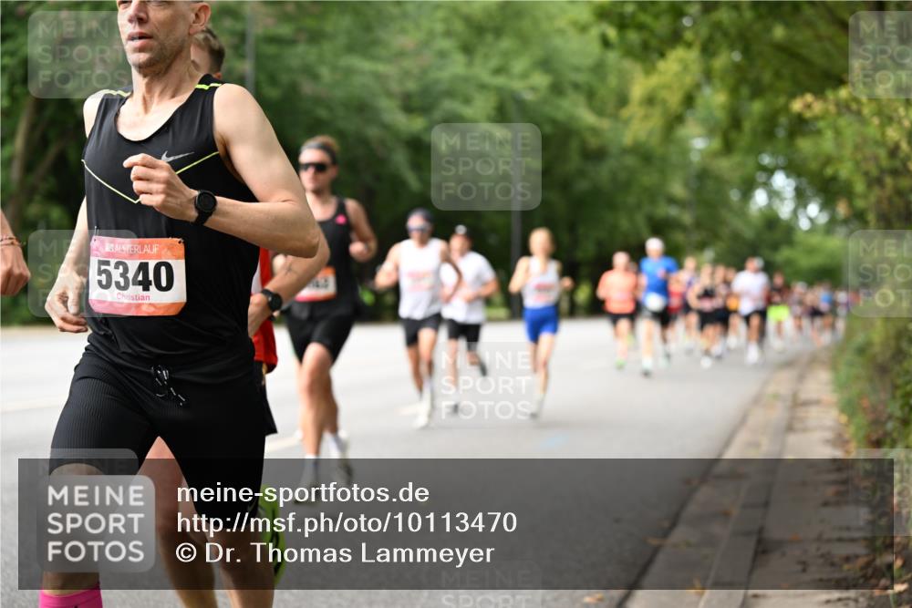 06.09.2026 - CURREX Alsterlauf Dr. Thomas Lammeyer http://msf.ph/oto/10113470 06.09.2026 09:05:13 Laufen 5340 meine-sportfotos.de