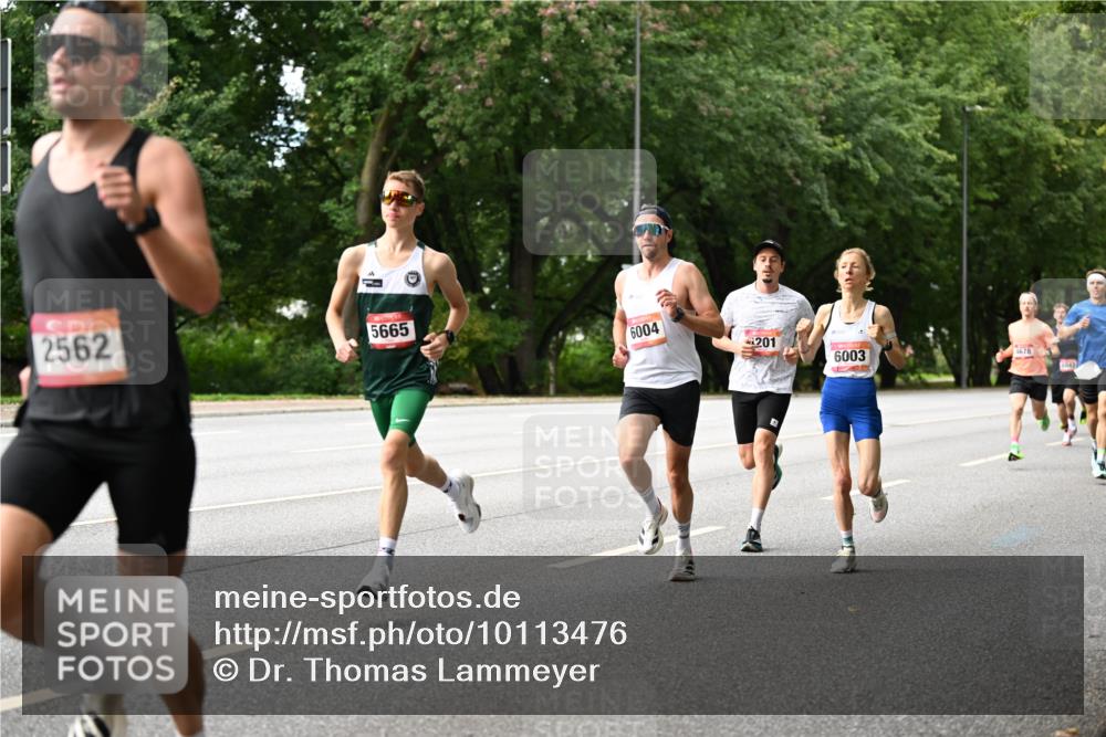 06.09.2026 - CURREX Alsterlauf Dr. Thomas Lammeyer http://msf.ph/oto/10113476 06.09.2026 09:05:14 Laufen 2562, 5665, 6004, 201, 6003, 4678 meine-sportfotos.de