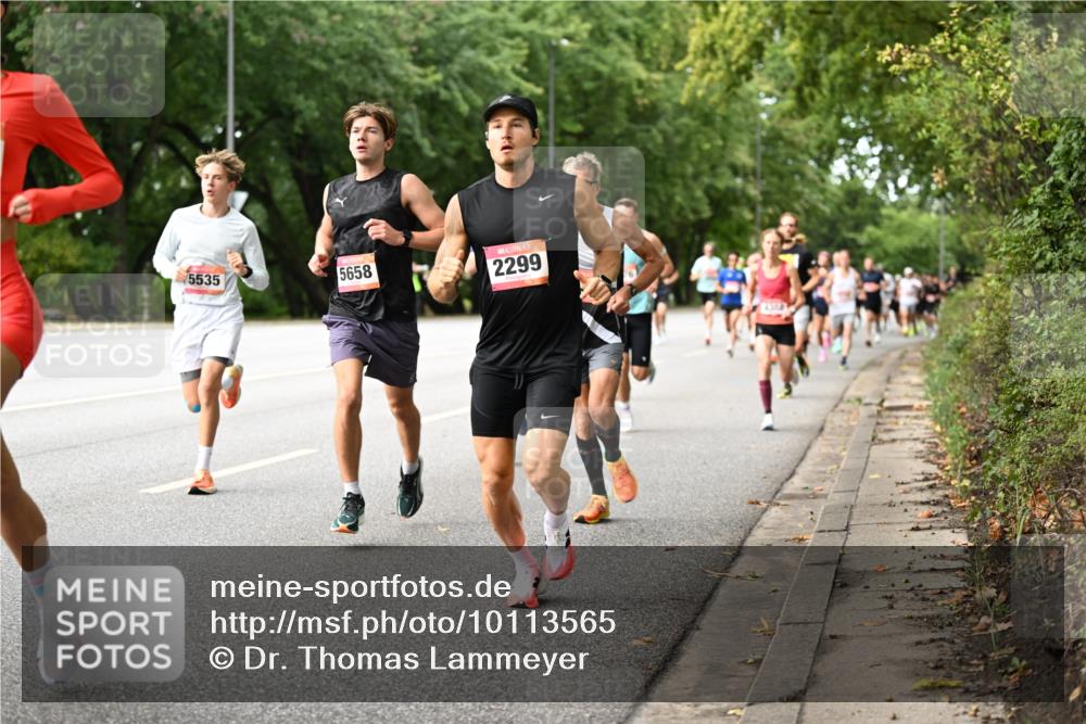06.09.2026 - CURREX Alsterlauf Dr. Thomas Lammeyer http://msf.ph/oto/10113565 06.09.2026 09:05:28 Laufen 5535, 5658, 2299, 4300 meine-sportfotos.de