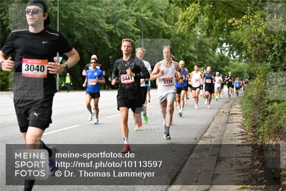 06.09.2026 - CURREX Alsterlauf Dr. Thomas Lammeyer http://msf.ph/oto/10113597 06.09.2026 09:05:33 Laufen 3040, 2214, 5441, 5739 meine-sportfotos.de