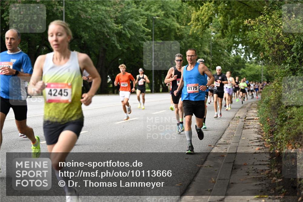 06.09.2026 - CURREX Alsterlauf Dr. Thomas Lammeyer http://msf.ph/oto/10113666 06.09.2026 09:05:43 Laufen 4245, 5927, 4175, 1061 meine-sportfotos.de