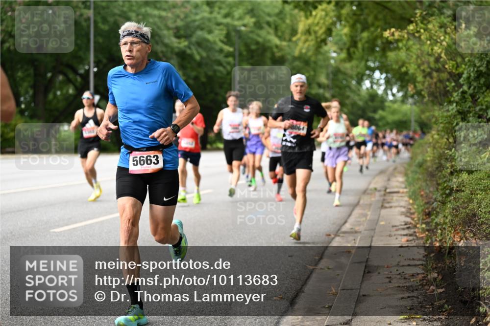 06.09.2026 - CURREX Alsterlauf Dr. Thomas Lammeyer http://msf.ph/oto/10113683 06.09.2026 09:05:45 Laufen 5663 meine-sportfotos.de