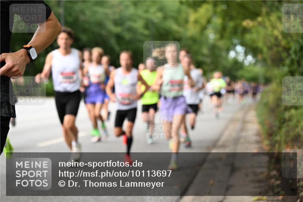 06.09.2026 - CURREX Alsterlauf Dr. Thomas Lammeyer http://msf.ph/oto/10113697 06.09.2026 09:05:47 Laufen  meine-sportfotos.de