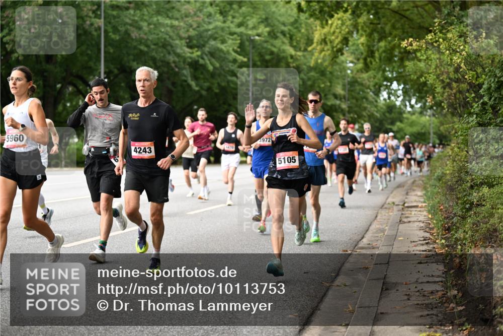06.09.2026 - CURREX Alsterlauf Dr. Thomas Lammeyer http://msf.ph/oto/10113753 06.09.2026 09:05:55 Laufen 5960, 4243, 3972, 5105 meine-sportfotos.de