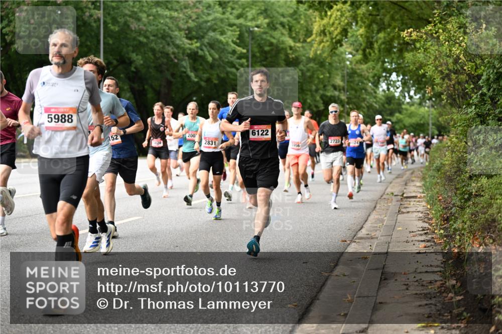 06.09.2026 - CURREX Alsterlauf Dr. Thomas Lammeyer http://msf.ph/oto/10113770 06.09.2026 09:05:58 Laufen 5988, 152, 828, 200, 2831, 6122, 5956, 2723, 24 meine-sportfotos.de