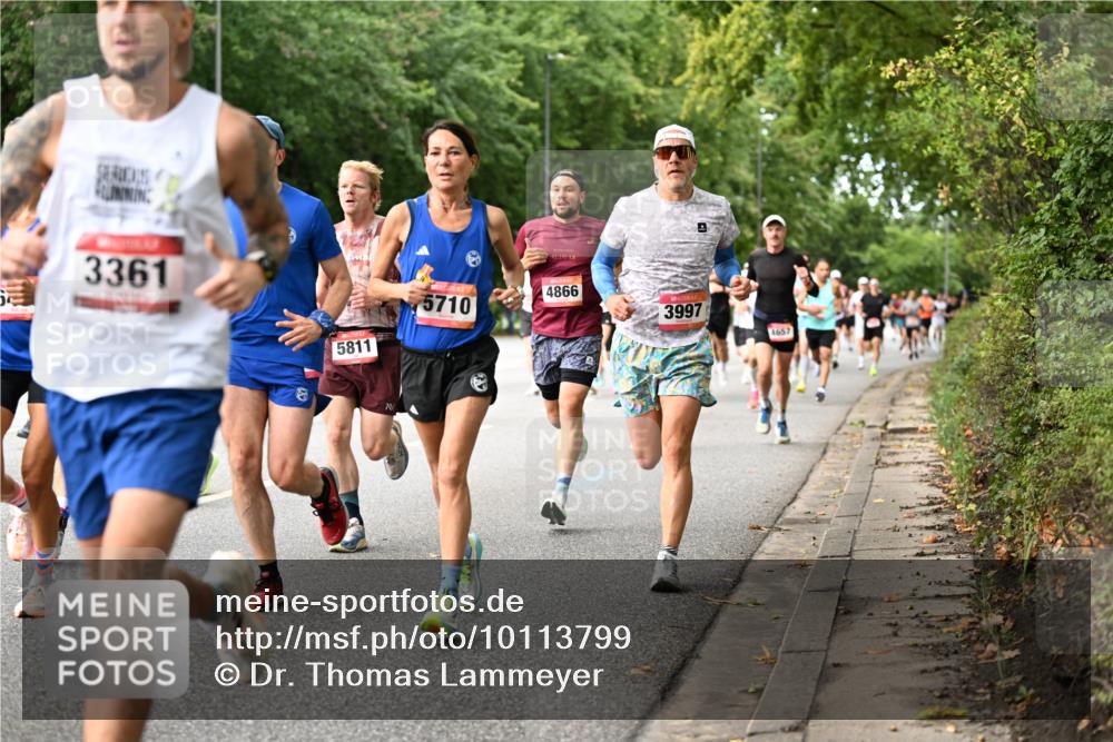 06.09.2026 - CURREX Alsterlauf Dr. Thomas Lammeyer http://msf.ph/oto/10113799 06.09.2026 09:06:02 Laufen 3361, 42, 195, 5811, 5710, 4866, 3997, 4657 meine-sportfotos.de