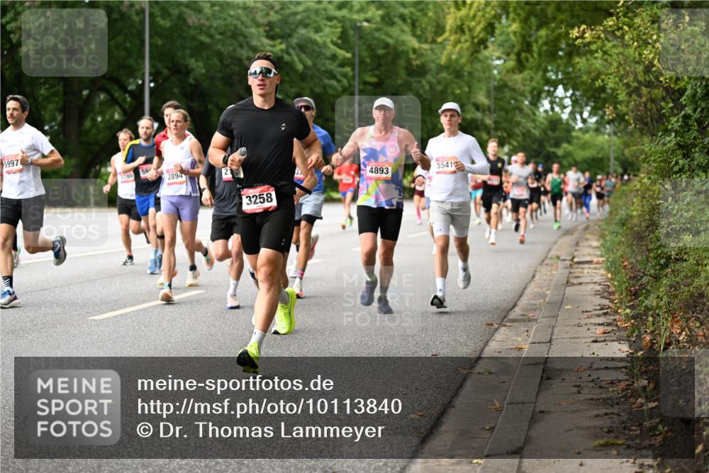 06.09.2026 - CURREX Alsterlauf Dr. Thomas Lammeyer http://msf.ph/oto/10113840 06.09.2026 09:06:09 Laufen 5997, 1780, 2894, 3258, 4893, 5541 meine-sportfotos.de