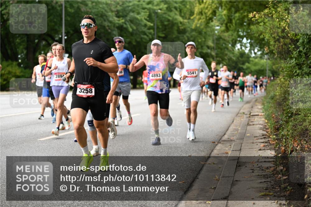 06.09.2026 - CURREX Alsterlauf Dr. Thomas Lammeyer http://msf.ph/oto/10113842 06.09.2026 09:06:10 Laufen 2894, 0709, 3258, 86, 4893, 5541 meine-sportfotos.de