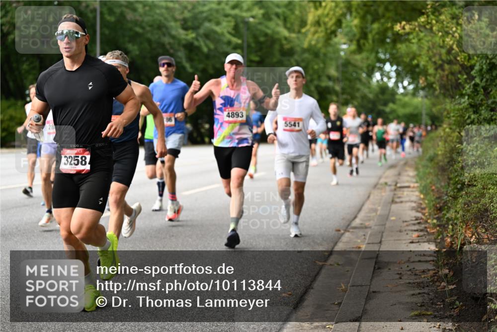 06.09.2026 - CURREX Alsterlauf Dr. Thomas Lammeyer http://msf.ph/oto/10113844 06.09.2026 09:06:10 Laufen 3258, 8709, 4893, 5541 meine-sportfotos.de