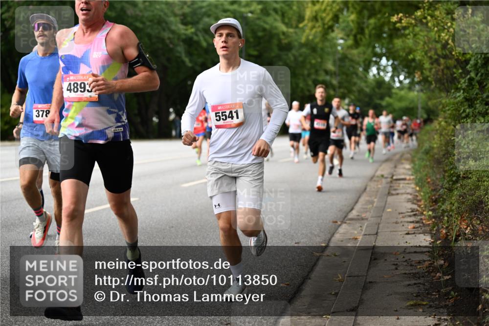 06.09.2026 - CURREX Alsterlauf Dr. Thomas Lammeyer http://msf.ph/oto/10113850 06.09.2026 09:06:11 Laufen 378, 4893, 5541 meine-sportfotos.de