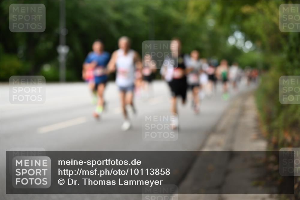 06.09.2026 - CURREX Alsterlauf Dr. Thomas Lammeyer http://msf.ph/oto/10113858 06.09.2026 09:06:12 Laufen  meine-sportfotos.de